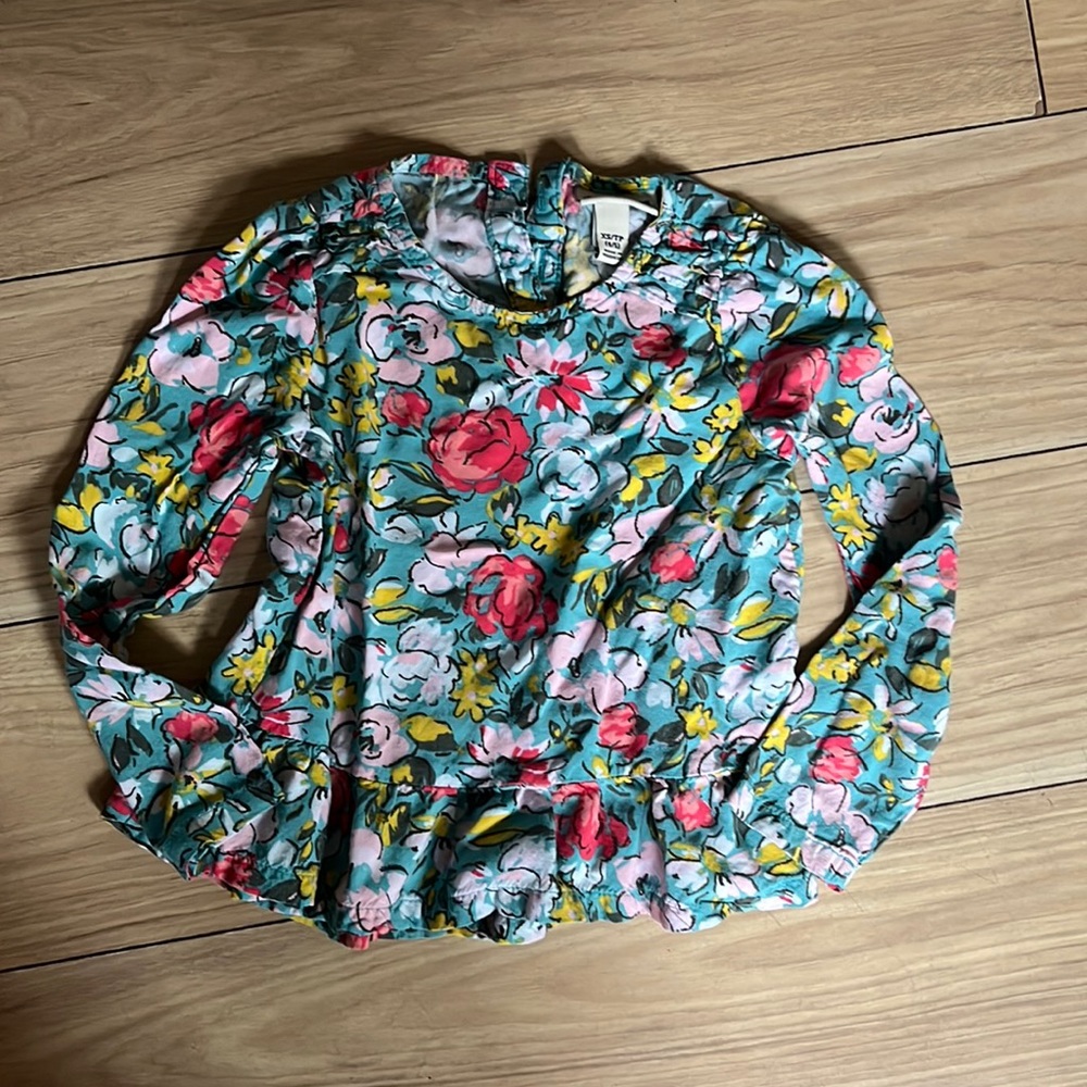 Flower 🌸 blouse size 4/5
